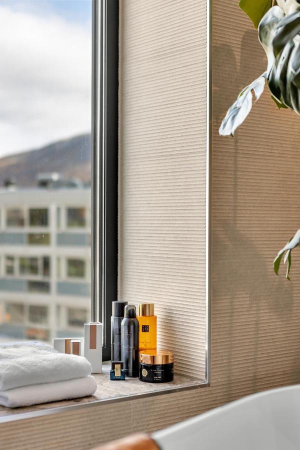 Penthouse In Downtown Tromso New Lägenhet Exteriör bild